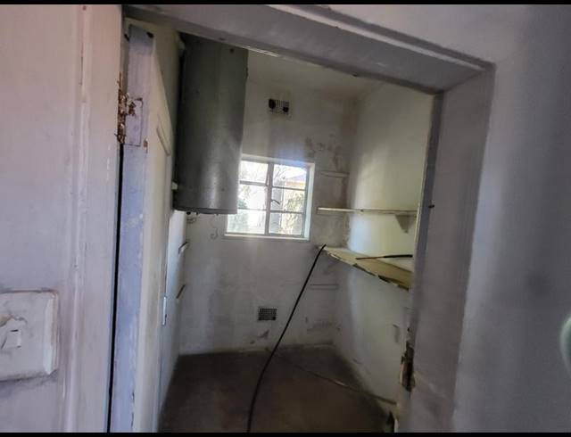 4 BEDROOM APARTMENT FOR SALE IN BERTRAMS